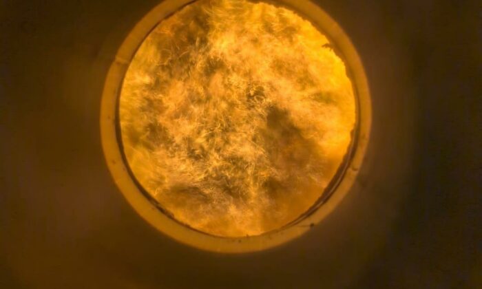 Premières flammes pour la chaufferie biomasse du Chemin Vert